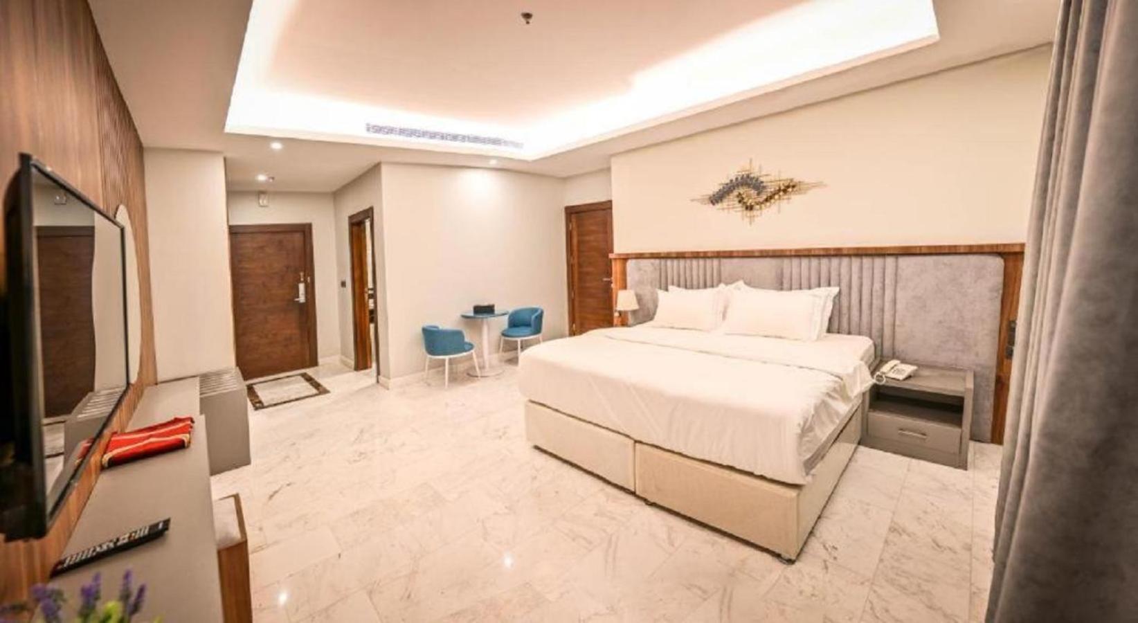 Sas Blue Suites Jeddah Eksteriør billede